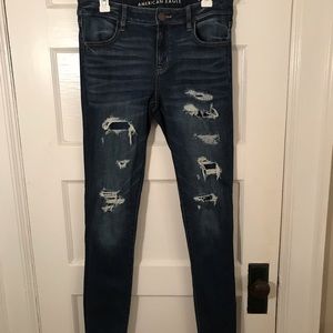 American Eagle Distressed Jeans NWOT